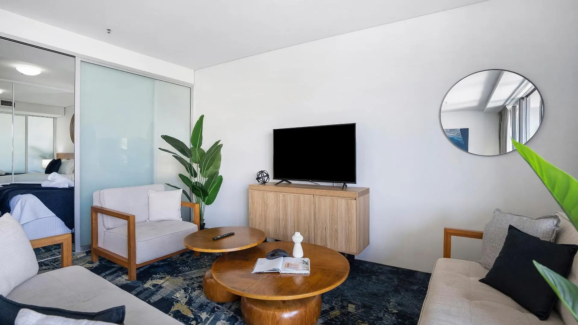 Apartament Central Haven Couples Retreat At Harbour Lights Cairns Australia