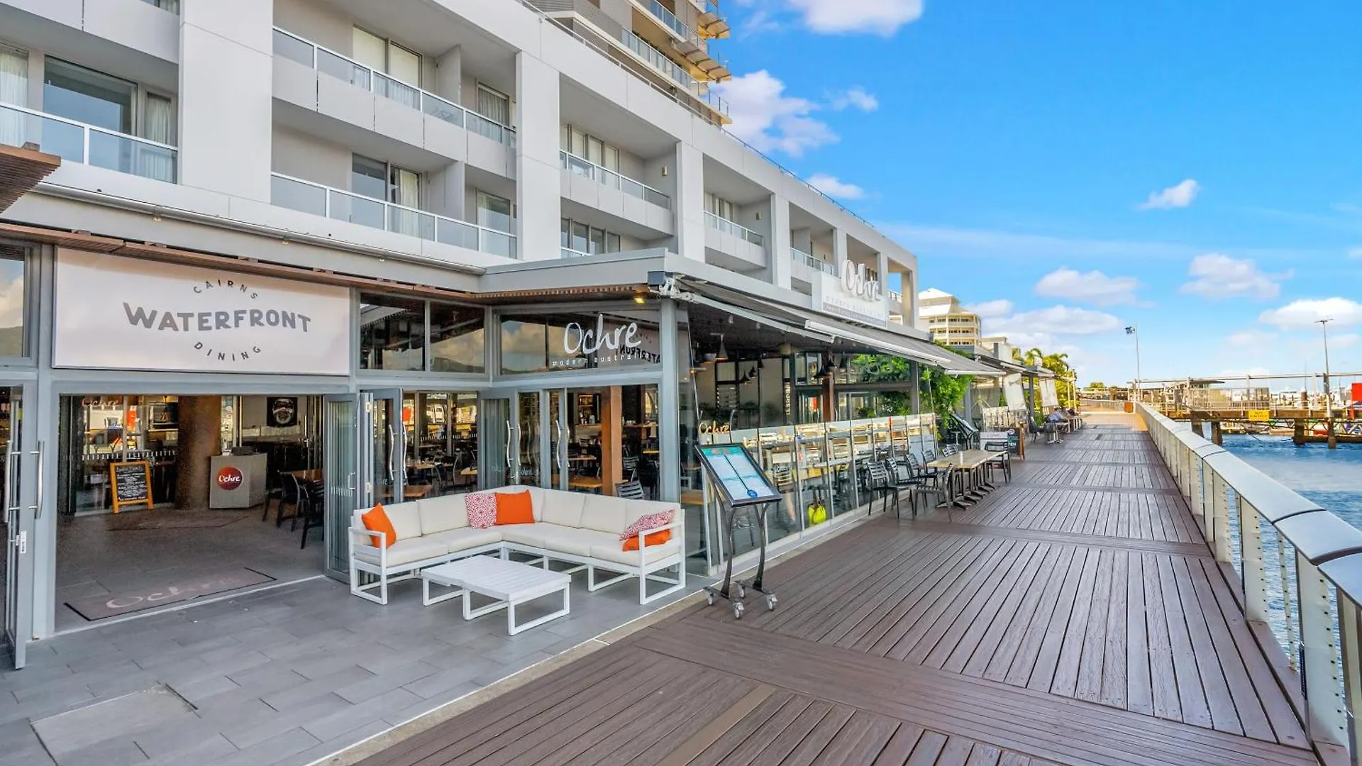 Apartment Central Haven Couples Retreat At Harbour Lights Cairns